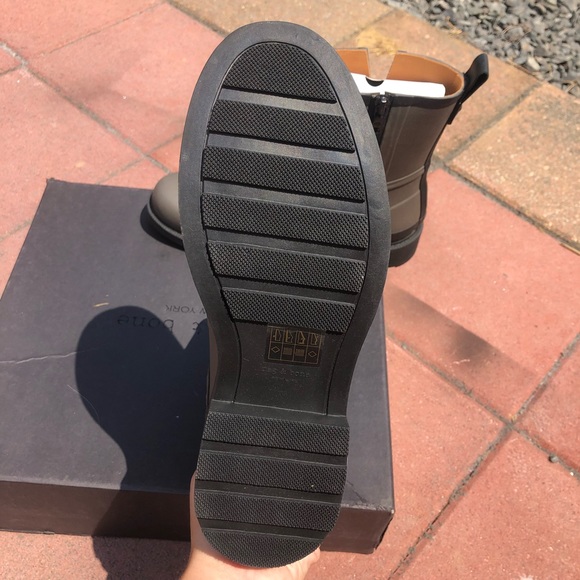 NWT Rag & Bone Moto rain boot in smoke - Picture 7 of 7
